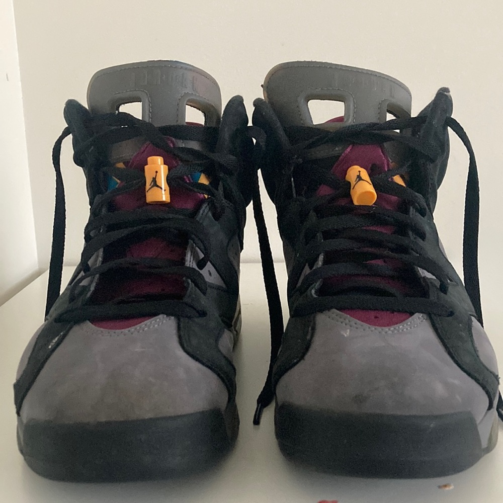 Men’s Jordan retro 6 size 9 1/2